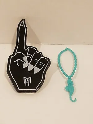 Monster High Lagoona Blue Student Disembody Council Seahorse Necklace Cheer Hand • $14.85