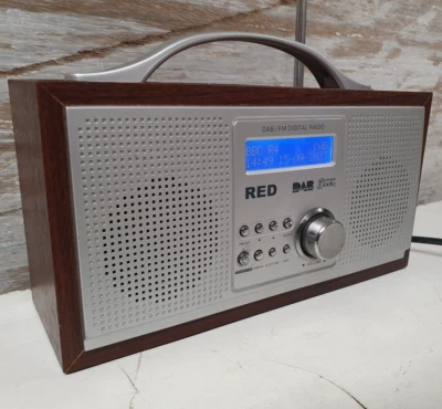 £22.99 • Buy Wooden Effect DAB/FM Radio Portable, Battery/Mains Powered, Sainsburys, GC