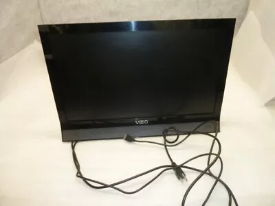 22 Inch Vizio TV- M220vA • $74.99