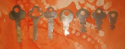 7 ASSORTED Vintage Unmarked Flat Keys FREE SHIPPING  • $9.99