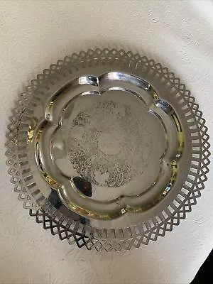 9 1/2” Silver Plate Platter - Slotted Edges. With Design In Middle • $3.99