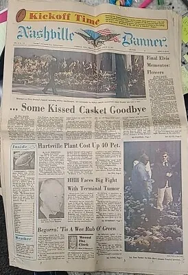 ELVIS PRESLEY DEATH - The Nashville Banner - August 17 1977 Some Kissed Casket • $14.99