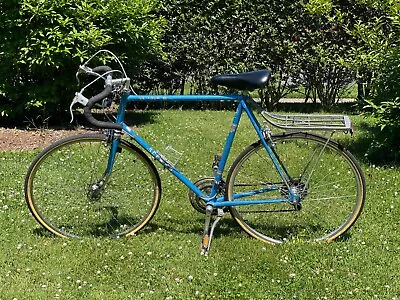 Vintage 1978 Pearl Blue Schwinn Le Tour III (3) 10 Speed 25  Frame • $149