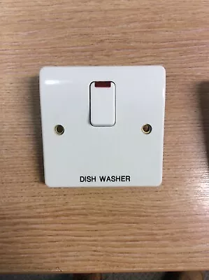 MK K5423 WHI 20A DP Switch + Neon White Marked  DISHWASHER  • £8.37