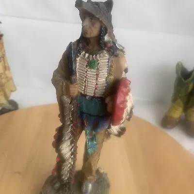 American Indian Chief Hunter Sculpture Statue Figure Native American Indian (B/7 • £9.99
