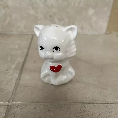 Vintage Mini White Persian Kitty Cat Pepper Shaker Ceramic • $7.99