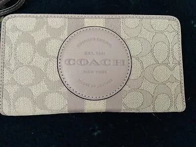 £57.50 • Buy Coach Purse
