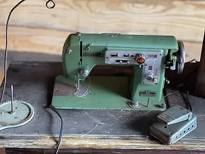 Vintage Singer White Brand Sewing Machine 50's Japanese Made  Retro Green Runs • $50