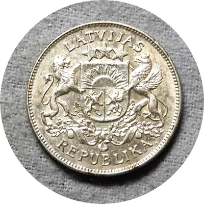 Elf Latvia 1st Republic 2 Lati 1926   Silver  Kl08 • $22