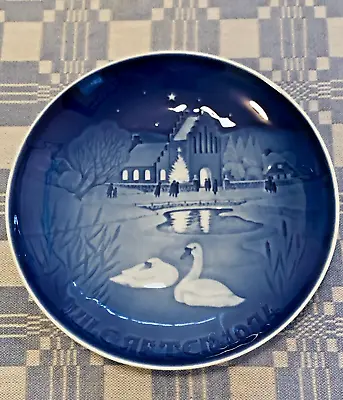 1974 BING & GRONDAHL B&G Christmas VILLAGE SWANS Plate Denmark • $22.50