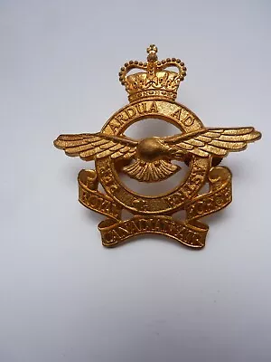 RCAF RAF Royal Canadian Air Force QEII Era Airman's Brass Cap Badge. (1) • £0.99