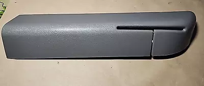 90-93 Mustang Convertible Gray Right Seatbelt Guide Interior Quarter Trim Panel • $9.99