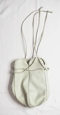 Vintage MORRIS MOSKOWITZ Purse Bag Unique Cream Ivory Bucket Crossbody Scalloped • $31.44