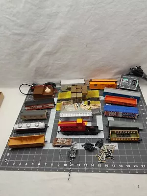 Lot Of Vintage TYCO Train Set Stuff • $1