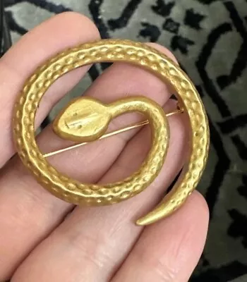 Vintage Metropolitan Museum Of Art TBM MMA Snake Coil Matte Gold Tone Brooch Pin • $15.95