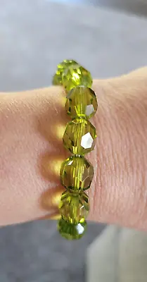 Vintage Bracelet Green Glass / Crystal Stretch Bracelet PRETTY GREEN Bracelet • $9.99