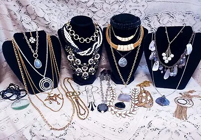 22 Piece Modern And Vintage B&W Mixed Style Necklace Lot - Silpada Trifari • $24.38