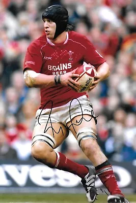 £69.99 • Buy Ryan Jones Wales Looks To Pass Ball To Team Member During Game Signed 12x8 Photo