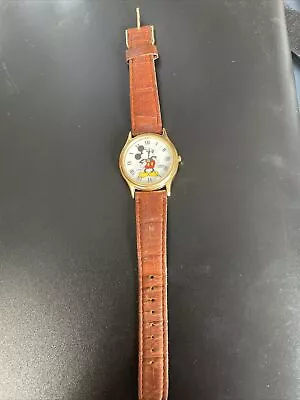 Vintage Lorus 80s Classic Mickey Mouse Quartz Wrist Watch Tan Leather Band! • $21