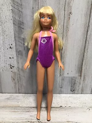 1980's Mattel Barbie Sunsational Malibu Skipper Barbie Doll & Towel • $19.99