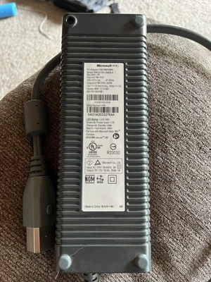 $19.99 • Buy OEM Microsoft Xbox 360 203W AC Adapter Power Supply Brick Only DPSN-186EB A