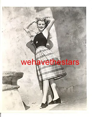 Vintage Dolores Moran GORGEOUS BEAUTY '44 PRESS Publicity Portrait • $39.96