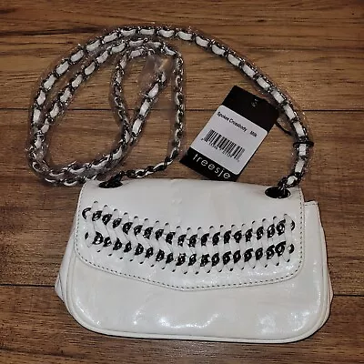 $20.72 • Buy Treesje Spokes Crossbody, Chain Strap Purse