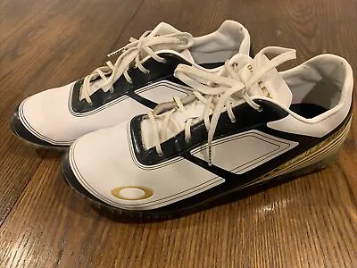 Men’s Oakley Golf Shoes Size 10 • $40