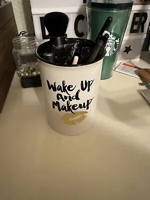 Makeup Brush Holder Cup • $4.80