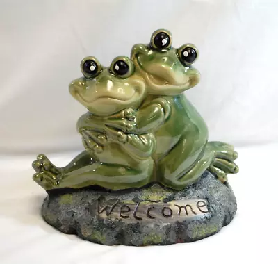 Frogs Hugging On A Welcome Stone Resin Indoor Outdoor Accent  New  T1250 • $48.99