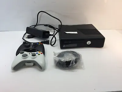 $80.32 • Buy Microsoft Xbox 360 S 4GB Game Console Black - Model 1439 Bundle