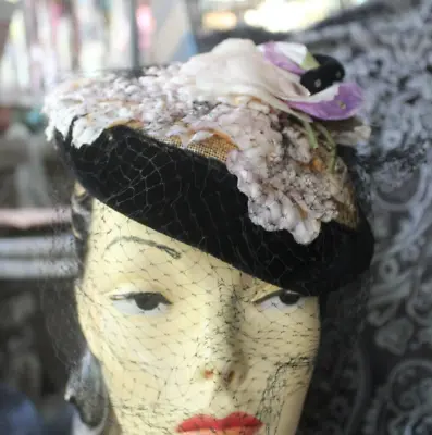$22.99 • Buy Vintage 1950's Black Velvet Hat With Net Veil And Flowers