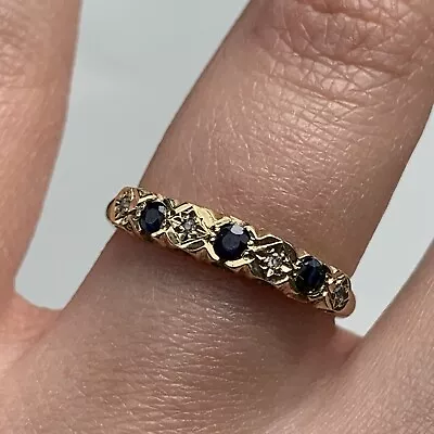 Diamond & Sapphire Ring Yellow Gold 9ct 9k - Size M • £100