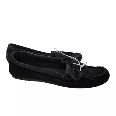 Minnetonka Women's Black Moccasin Slip-On Shoe NWOT Size 6 • £34.82