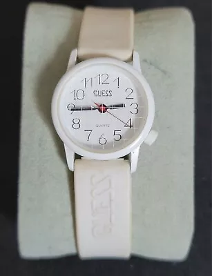 Vintage 1991 White Guess Women's Watch W/Silicone Band New Battery 25mm 6  Wrist • $11.49