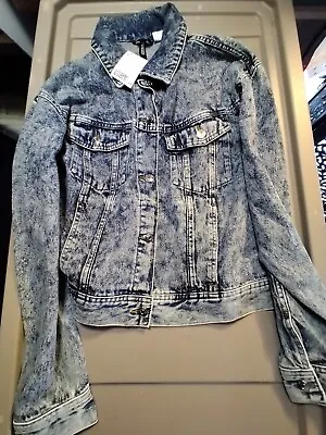 H&M Divided Acid Wash Denim Jean Jacket Size Large • $27.99