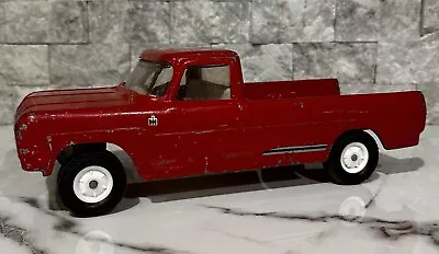 Vintage ERTL International Harvester IH 100 Series Pick Up Truck RED • $30