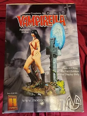 Vampirella Porcelain Statue Moore Creations 1311 / 5000 NEW • $50