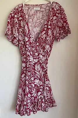 $35 • Buy Tigerlily Red Floral Wrap Dress 8 Pre-owned