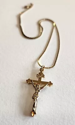 Crucifix Pendant Goldtone Vintage With 18  Herringbone Style Chain • $5.50