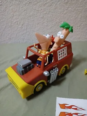 $12.99 • Buy Disney Phineas & Ferb My Ride Ferb's Mom's Car Racer Jakks 28 Pieces No Box