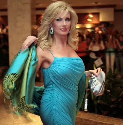 Morgan Fairchild - In A Blue Dress Looking Beautiful !! • $2.22