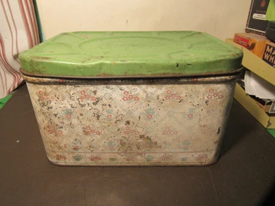$8 • Buy Vintage  Empeco Metal Tin Bread Box