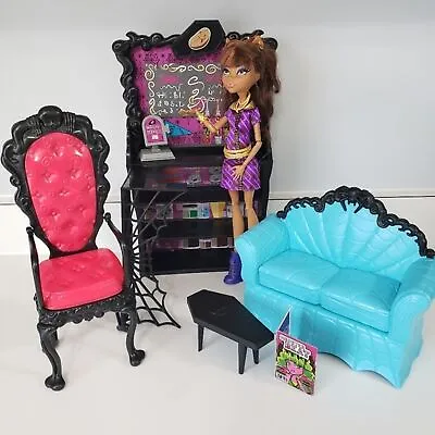 Monster High Coffin Bean & Clawdeen Wolf Doll Coffee Shop Playset • $49.98