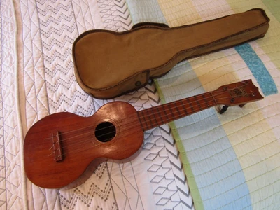 $825 • Buy Orig. 1915 Kumalae Gold Award P.p.i.e. Koa Wood Soprano & Rare Case
