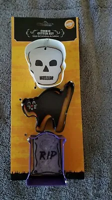 VTG Wilton Halloween 3Piece Cookie Cutter Set Skull Standing Cat Tombstone NEW • $5.77