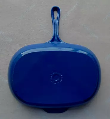 LE CREUSET: VINTAGE MARSEILLE BLUE 32cm CAST IRON DEEP OVAL GRIDDLE/FRYING PAN • £49.95