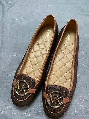 MICHAEL Michael Kors Lillie Women's Faux Leather Logo Monogram Sz 9 NWOB • $49