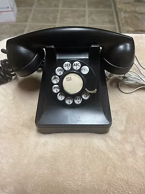 Vintage Western Electric 302 Rotary Dial Telephone • $75