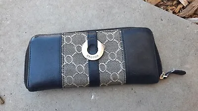 Oroton Vintage Signature Designer Leather Purse • $15